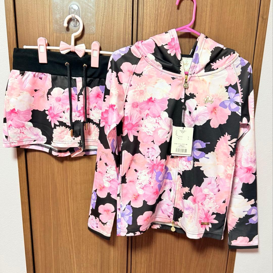 ❤️Rady❤️トロピカルフラワーショートセットアップ❤️