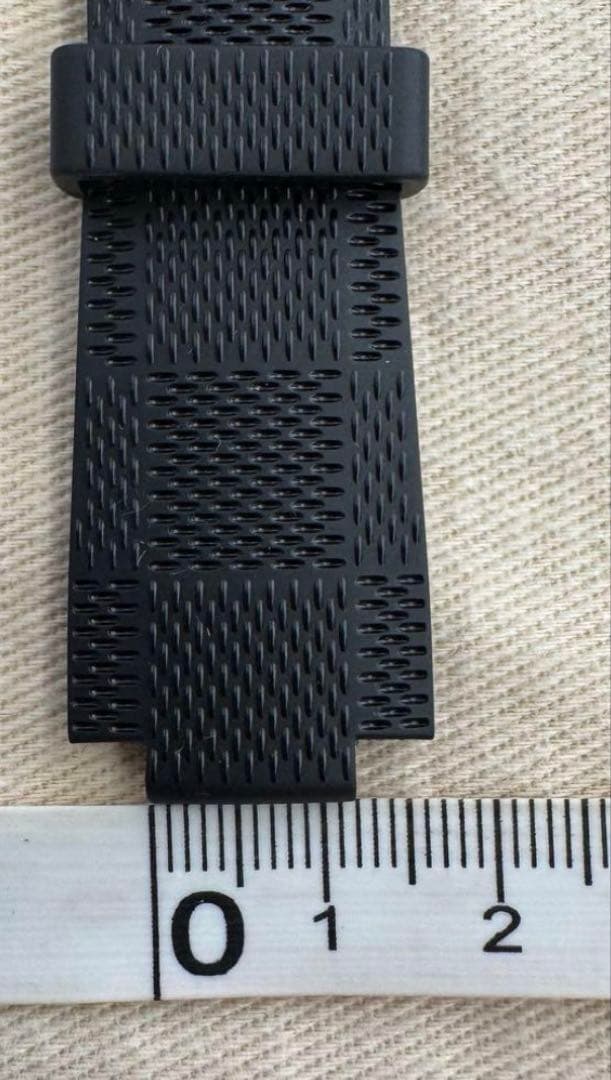 LOUIS VUITTON ラバーベルト ブラック　箱あり