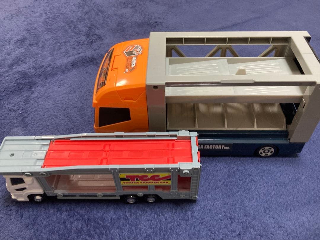 トミカ　まとめ売り　トミカタワー　パワークレーン建設現場　キャリアカー　道路