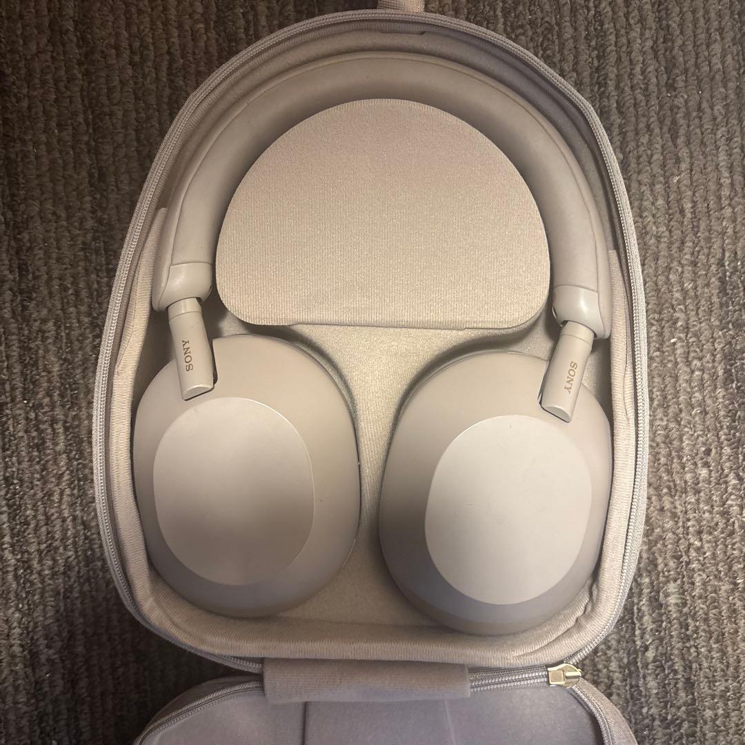 ヘッドホン WH-1000XM5