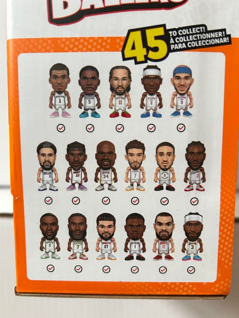 NBA BALLERS 5サプライズ　ZURU シリーズ2（16個）プラス1体