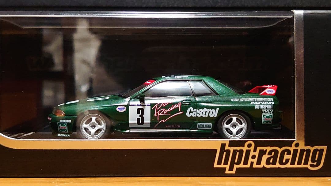 1/43 hpi カストロール r32 bnr32