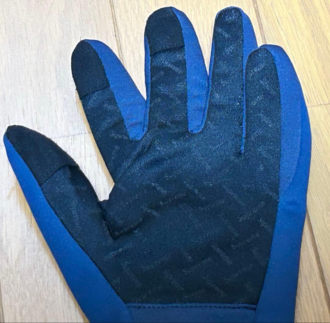 シュプリーム ゴアテックスウインドストッパー ジップグローブM手袋ステッカー付