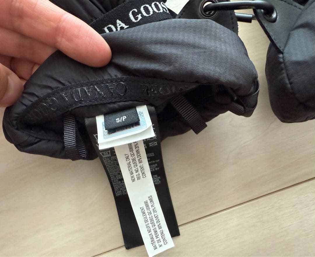   カナダグース　メンズグローブブラック手袋 S/P