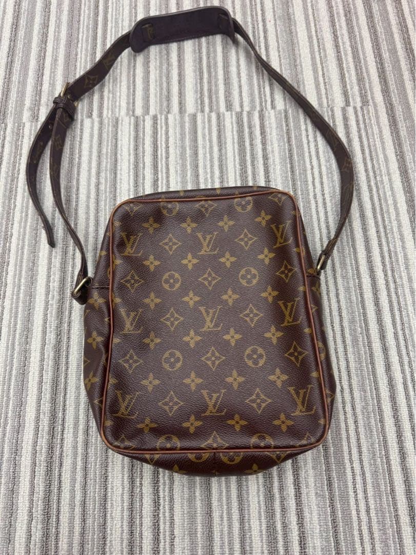 Louis Vuitton ルイヴィトン　モノグラム ショルダーバッグ