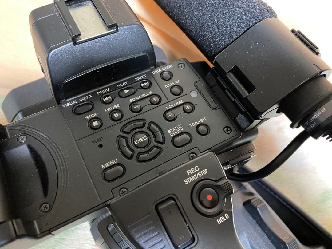 キ*イ様 Sony HXR-NX3 バッテリー付属　説明欄必読願います