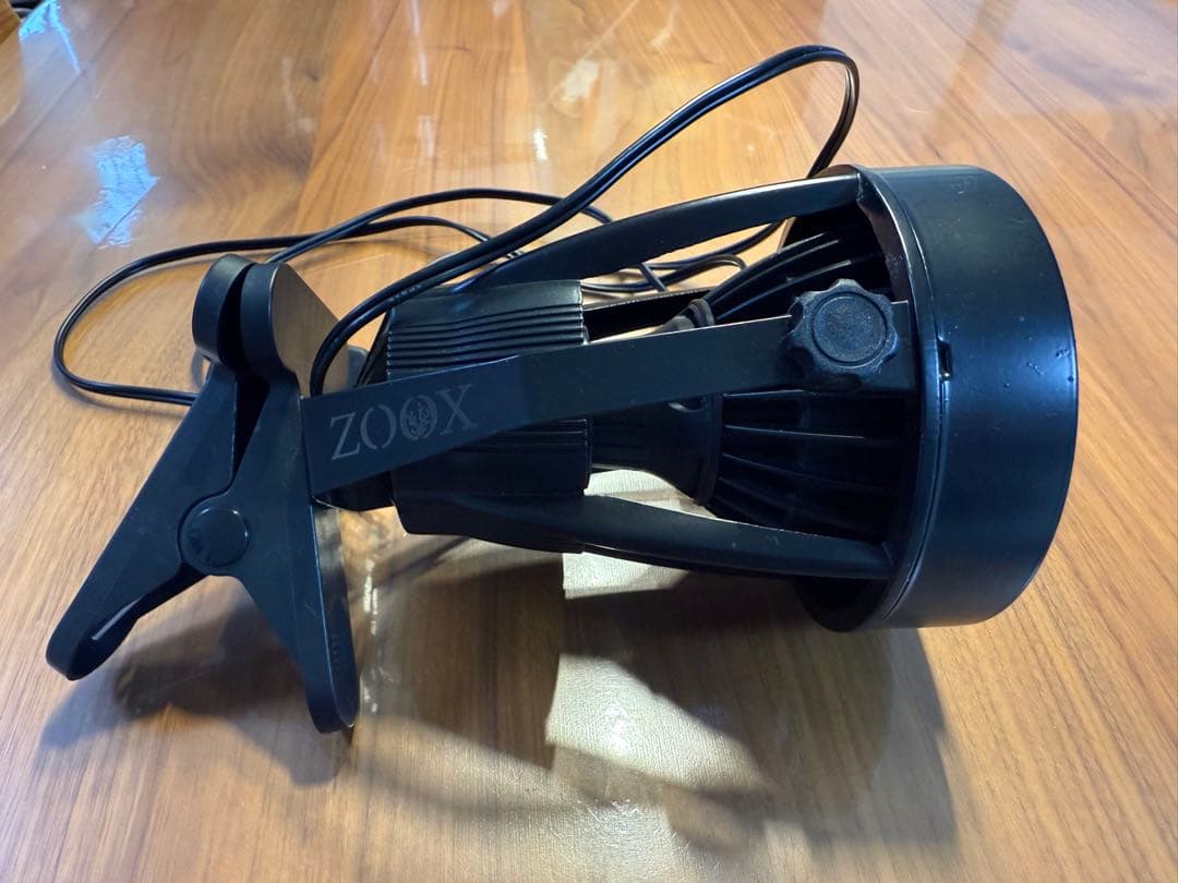 ZOOX SuperBlueRAYS 高品質スポットLED ソケットブラック付属