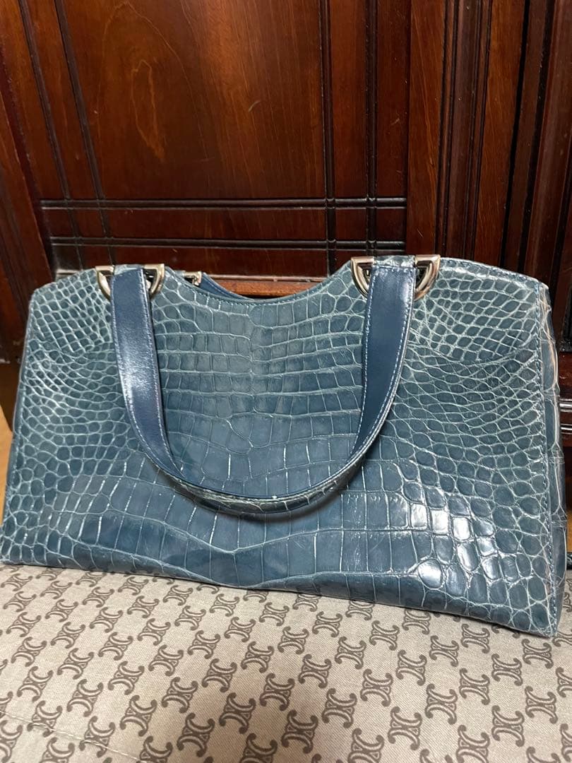 ブルー　ハンドバッグのみ