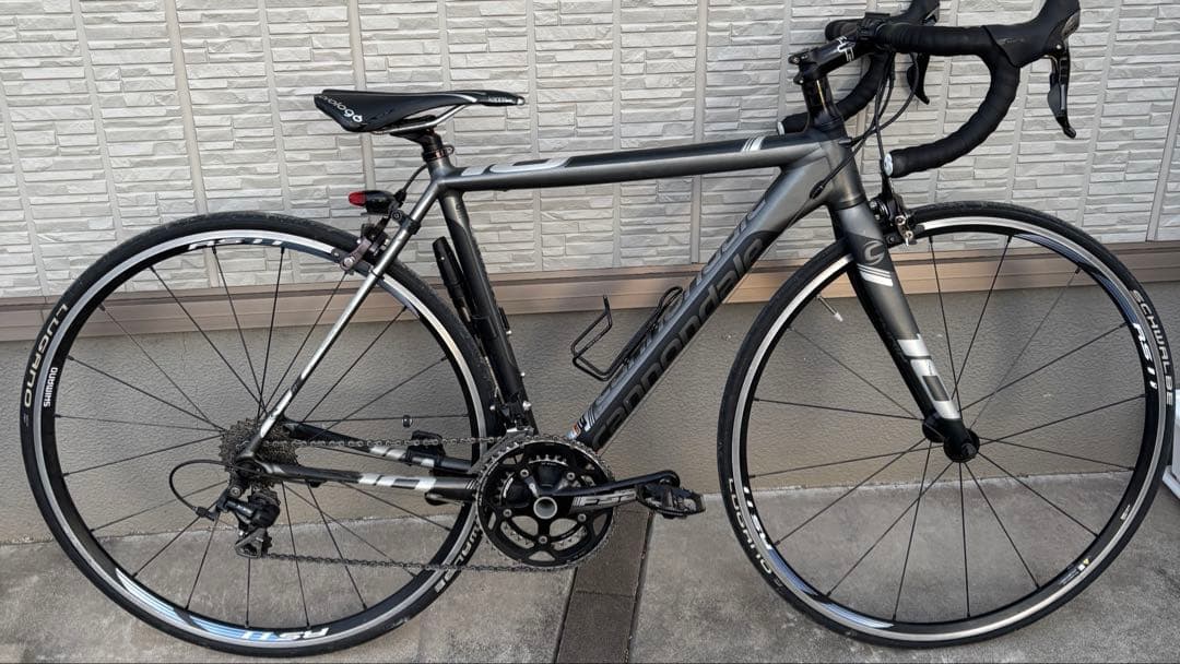 CANNONDALE CAAD10 キャノンデール　ロードバイク