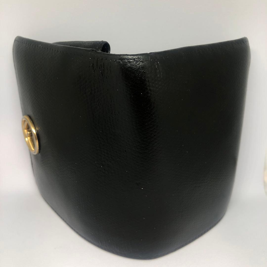 【値下げ⭕️】FENDI フェンディ エフイズ 二つ折り財布 ブラック