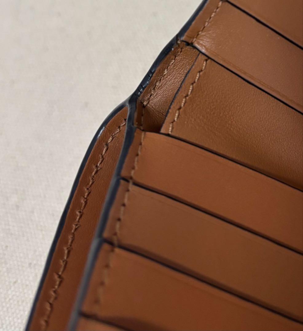 LOEWE コンパクトジップ ウォレット　エンボスシルクカーフ　リピート