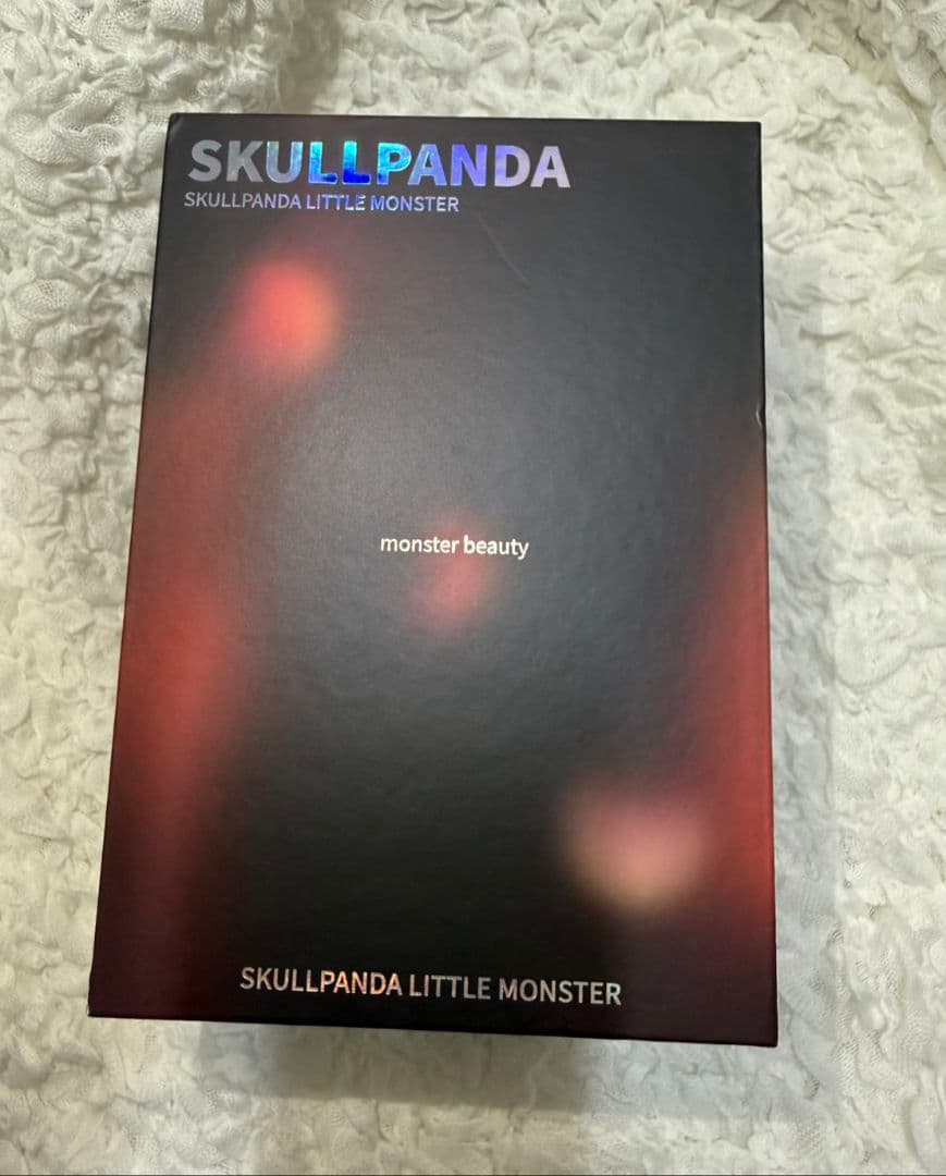 POPMART・SKULLPANDA BABY MONSTER BEAUTY