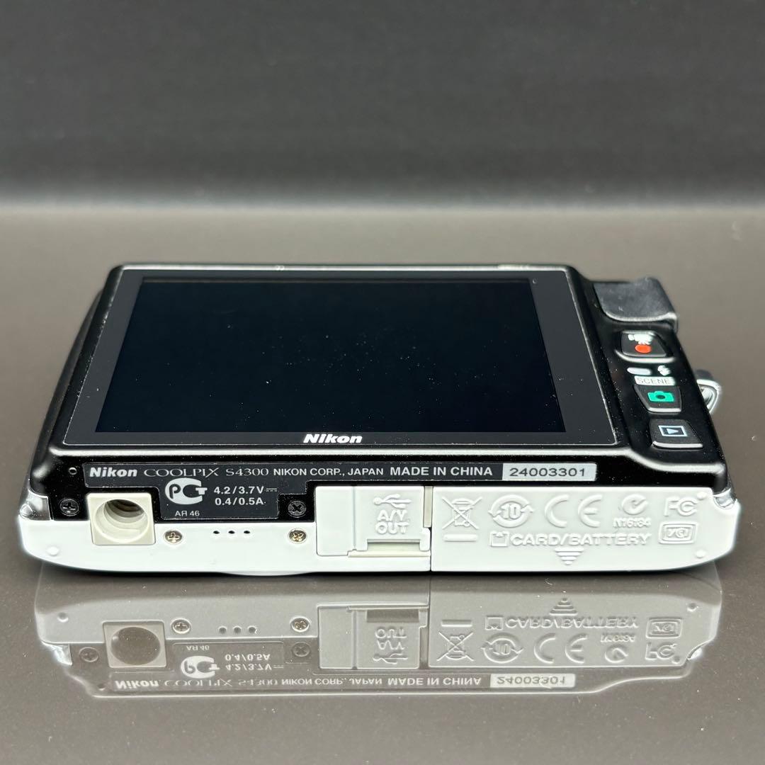 美品 Nikon COOLPIX S4300