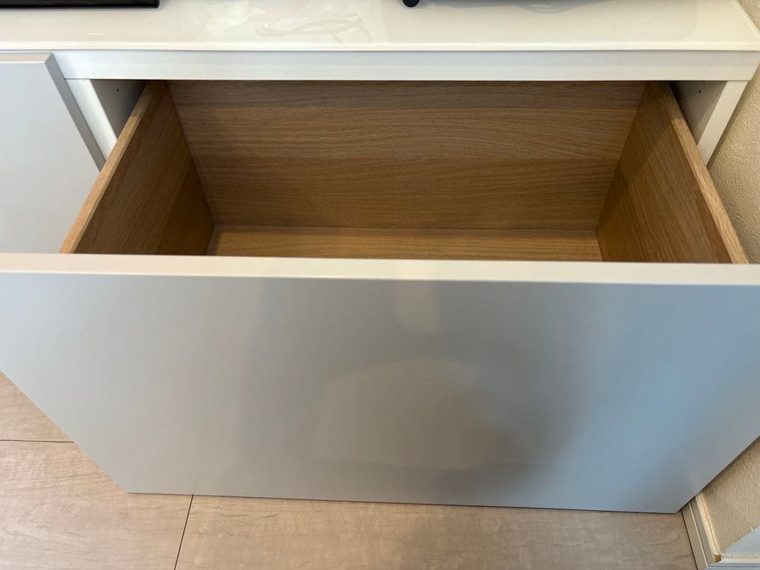 【出品10/28まで】IKEA テレビ台 ベストー BESTÅ 180cm