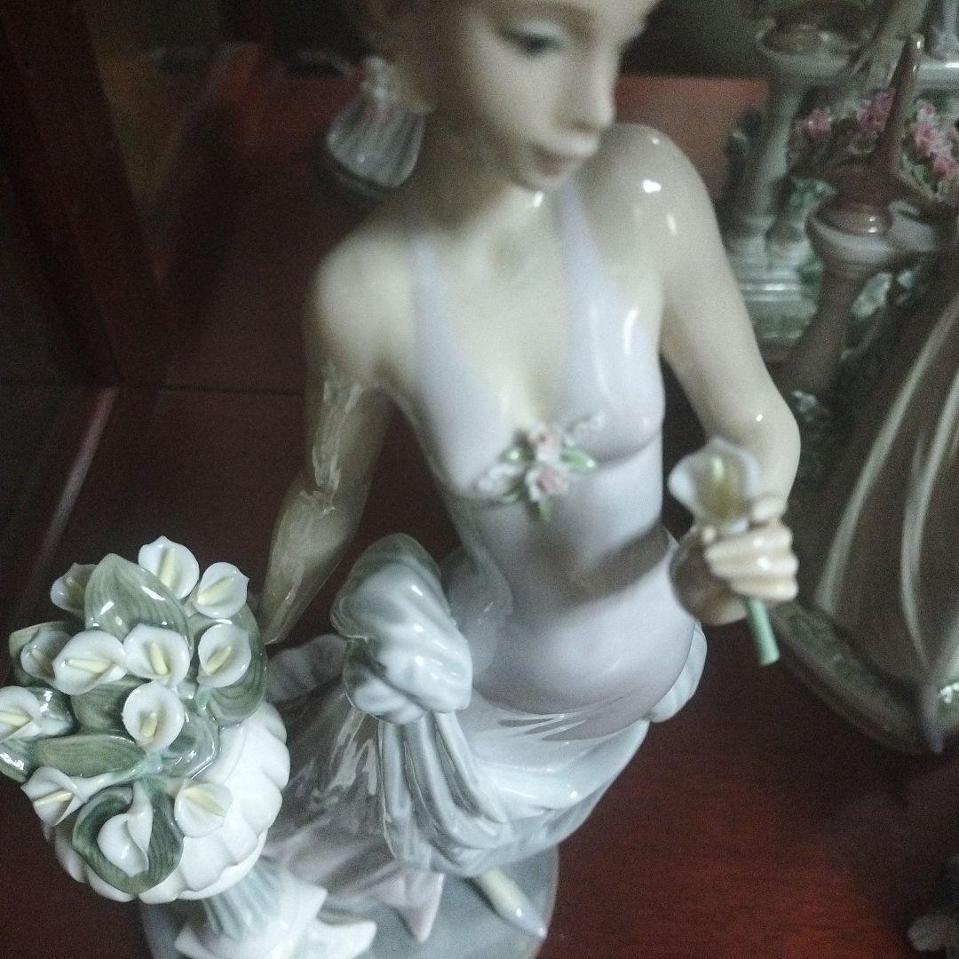 【専用です！】【欠けあり】リヤドロ　大型　 陶器人形　貴婦人　No.5377