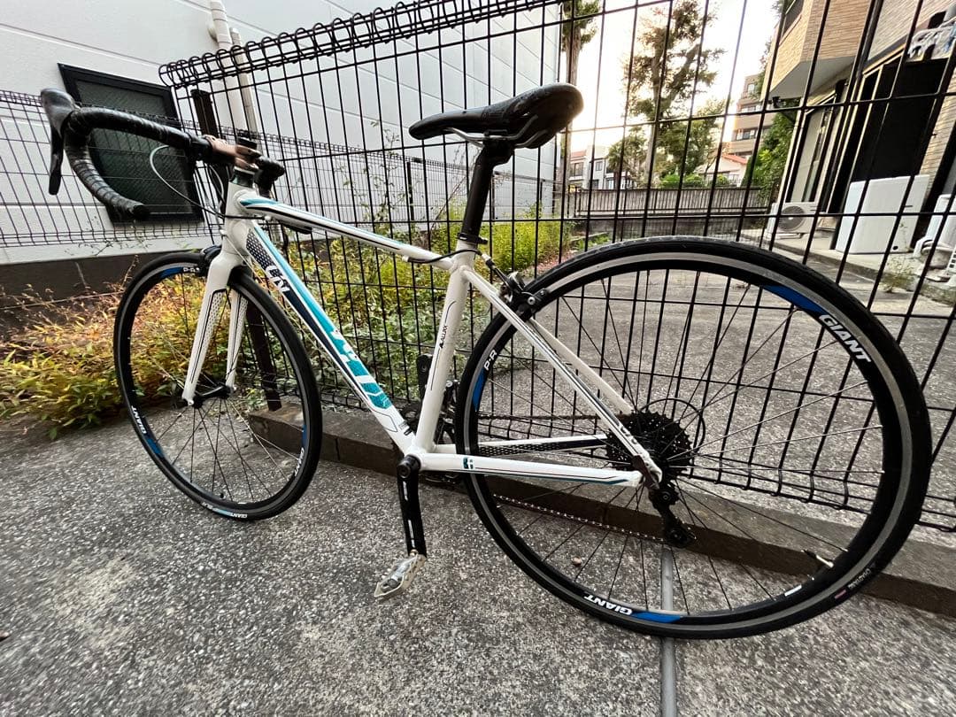 自転車本体 GIANT LIV AVAIL