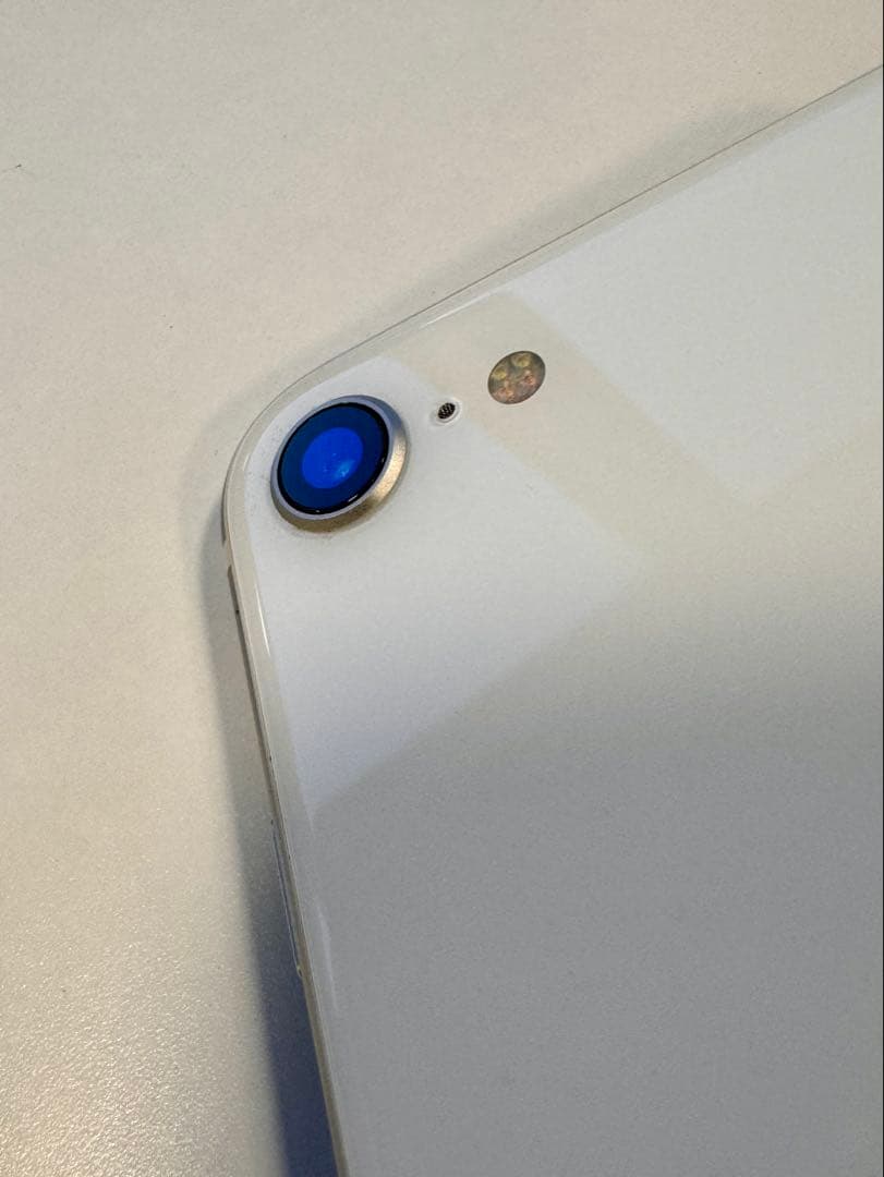 【超美品】Apple iPhone SE (第2世代) ホワイト 92% 本体