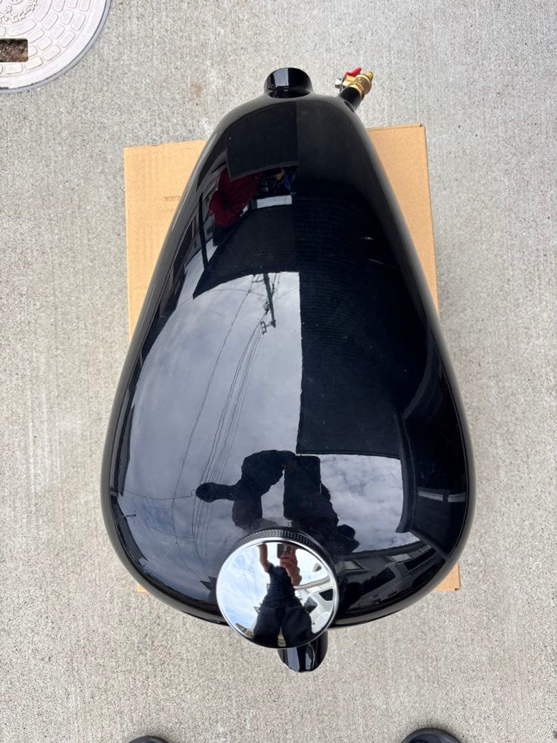 スポーツスター　タンク