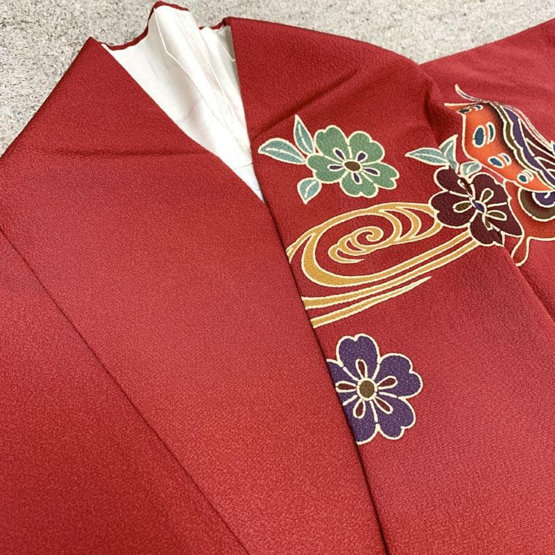 512z21☆三松 紅型振袖 小柄な方にも 古典柄 蝶 赤☆美品 成人式 結婚式