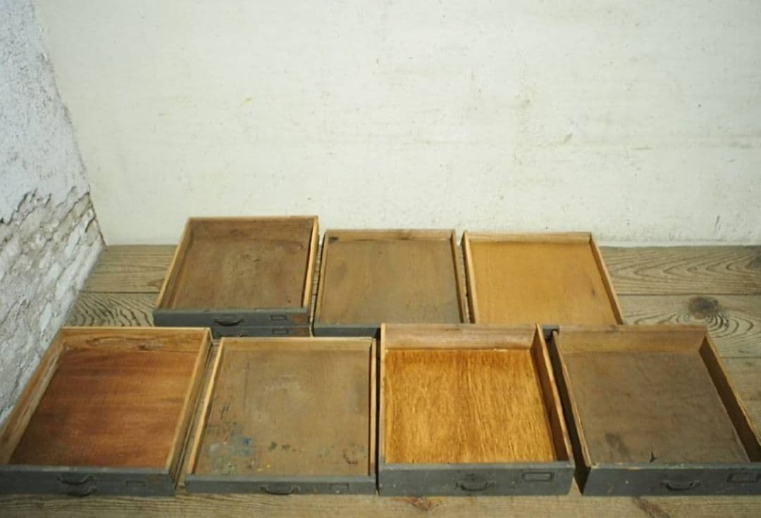 1035 ヴィンテージ　小引き出し　収納棚　シャビー　工業系　レトロ 　ケース