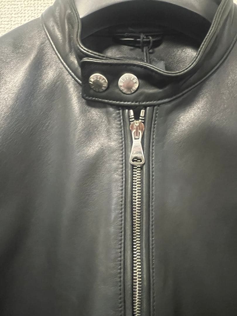 美品　EMMETI H UOMO ブラック　44 エンメティ　アッカ