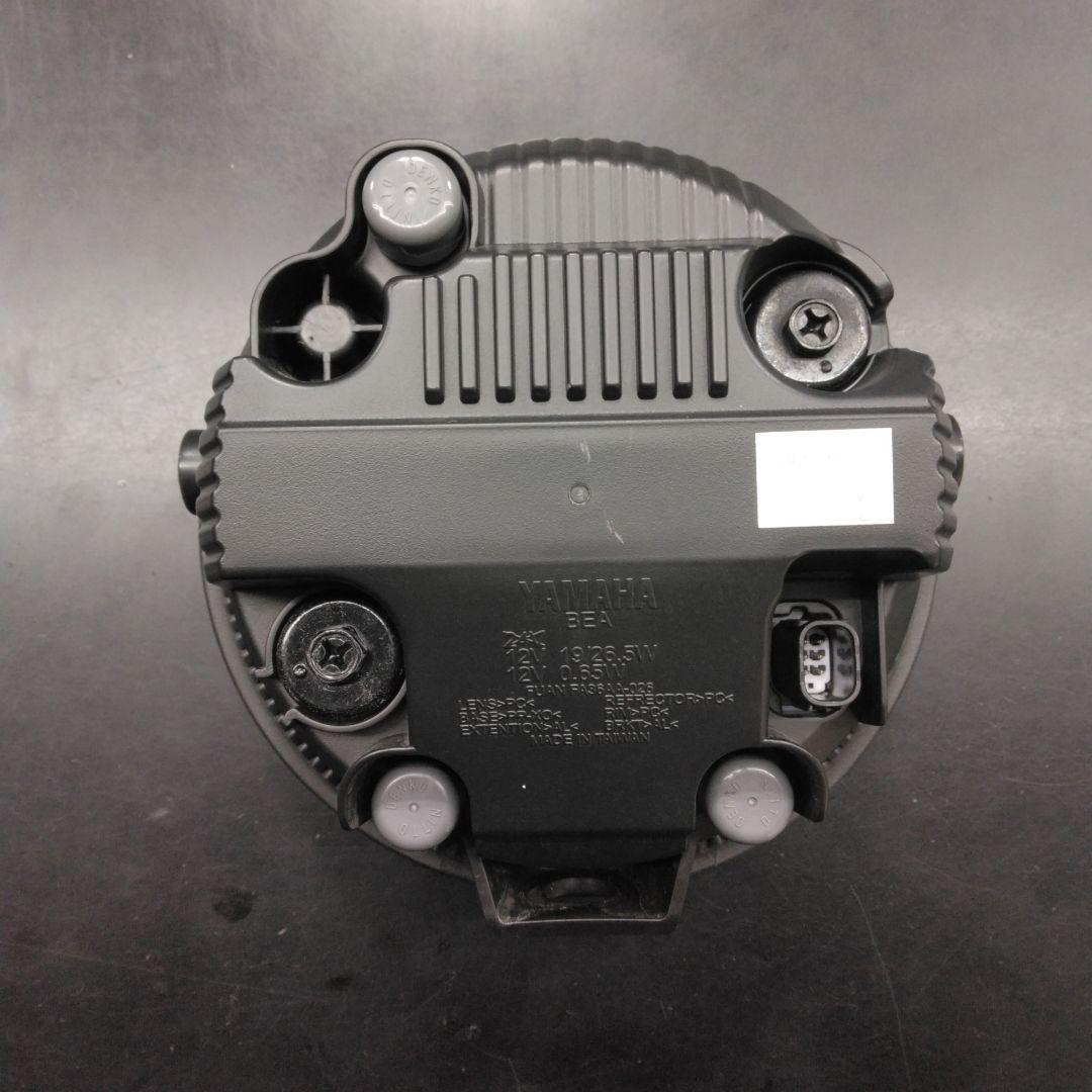 ヤマハ22～XSR900純正ヘッドライト　中古品