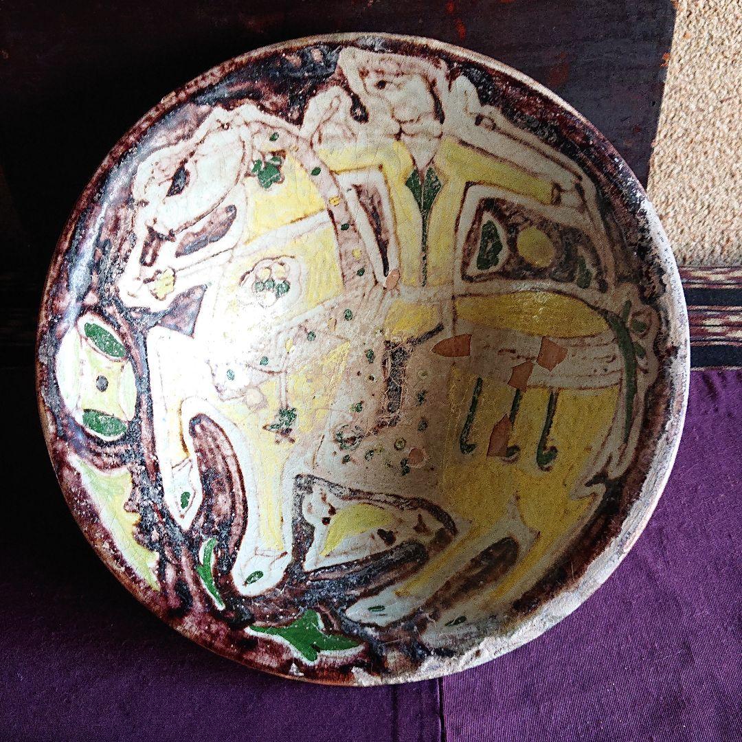 ペルシャ 白地多彩騎馬人物図鉢 9～13世紀頃