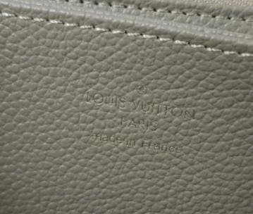 美品 M69794バイカラー 長財布 トゥルトレール クレーム