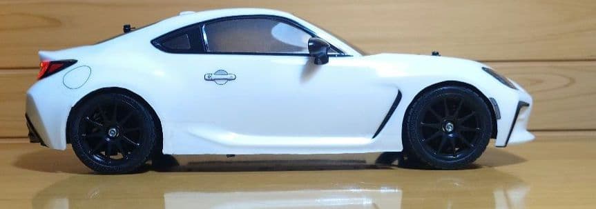 タミヤRCトヨタ白色GR86LEDライト付＆プロポ＆バッテリー充電器セット未走行