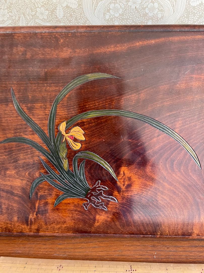 未使用　漆器盆セット 御膳　手彫り花柄