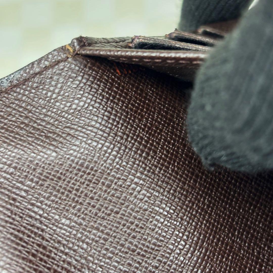 美品　LOUIS VUITTON ルイヴィトン　長財布　二つ折り　M05