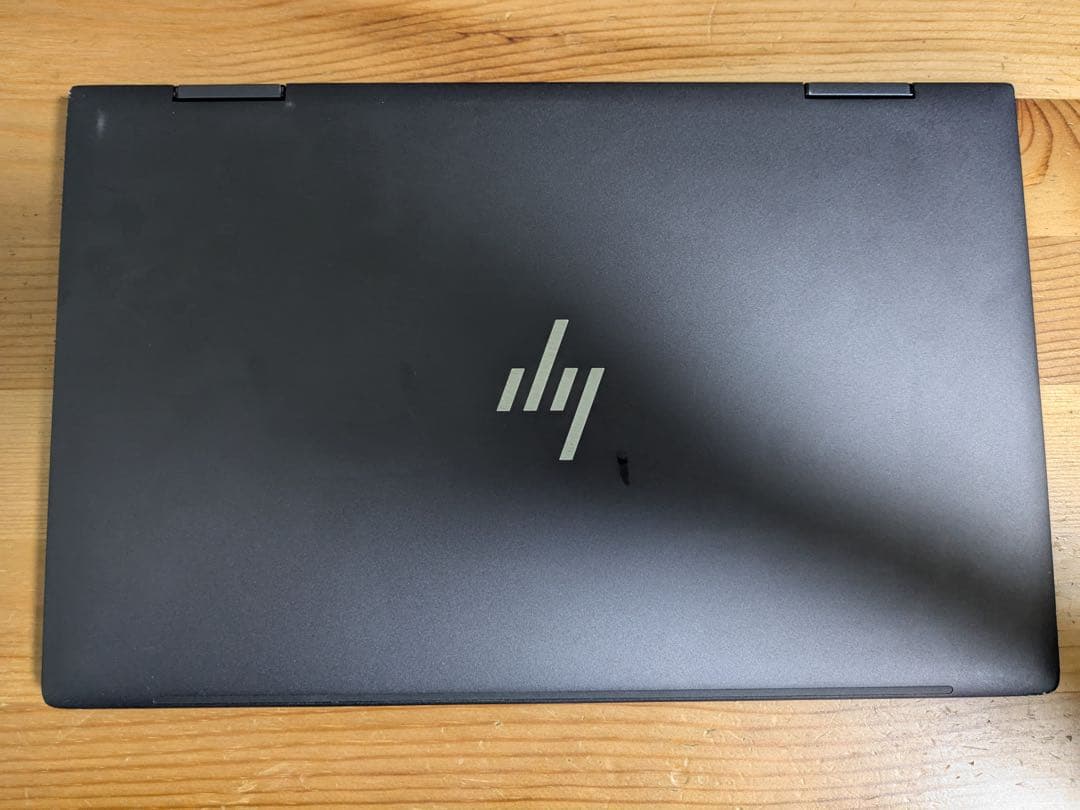 HP envy ×360 RYZEN 5600u 8gb 256gb