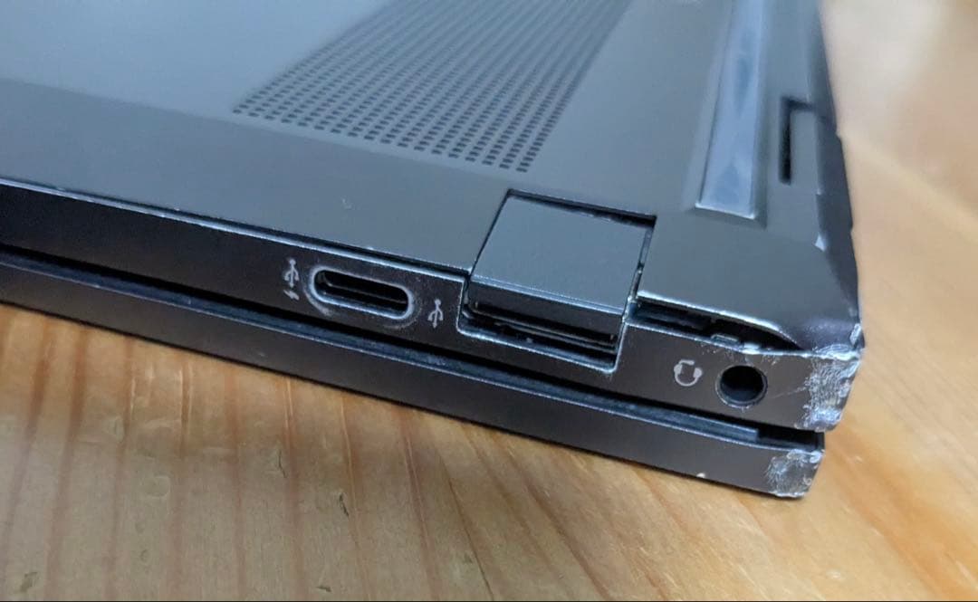 HP envy ×360 RYZEN 5600u 8gb 256gb