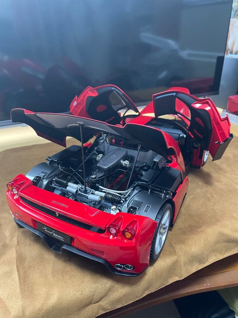 デアゴスティーニ　エンツォフェラーリ1/10スケールセット