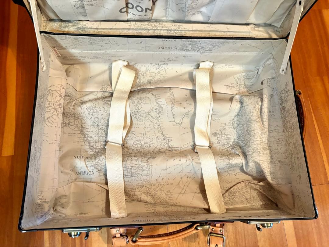 【廃盤】TRIO スーツケース/キャリーケース CLOONEY ベルト付 日本製