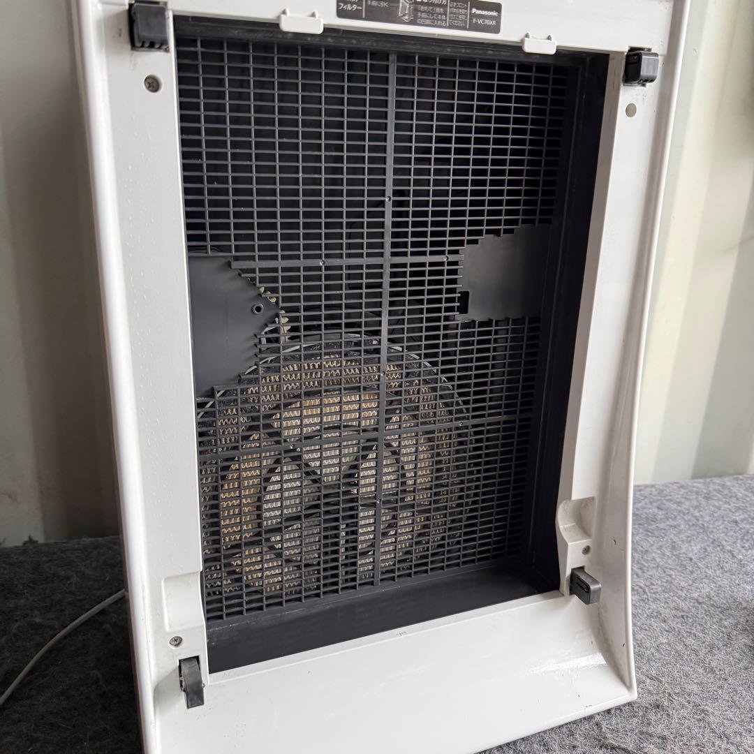 JJ18激安早い者勝ち✨パナソニック 加湿空気清浄機 F-VC70XR