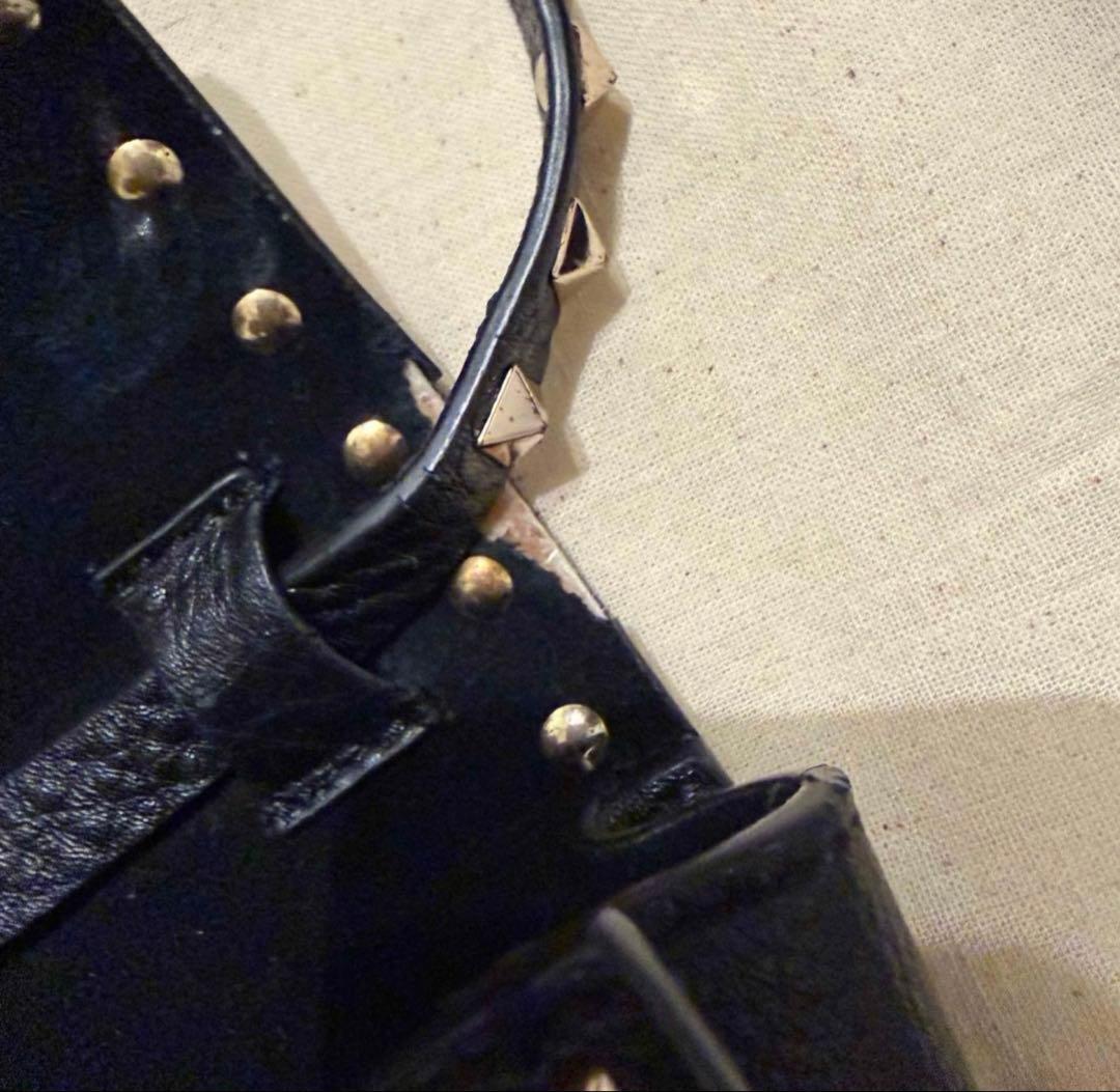 VALENTINOスタッズ ショルダーバック