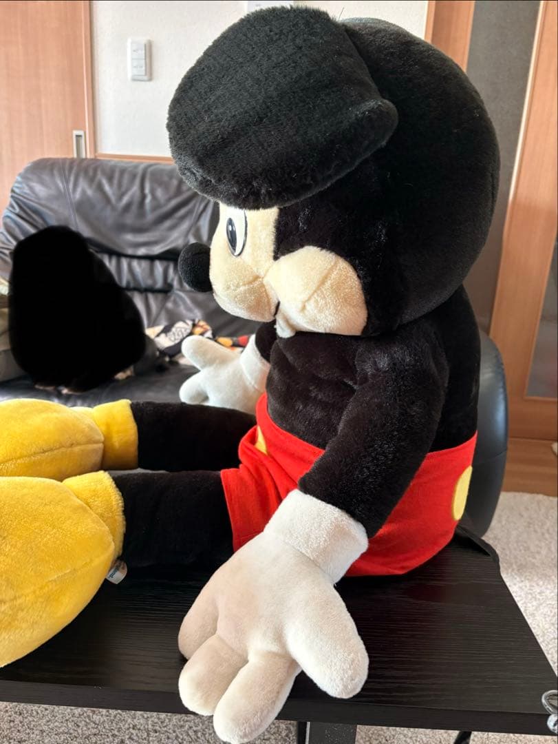 ミッキーマウス 大きいぬいぐるみ