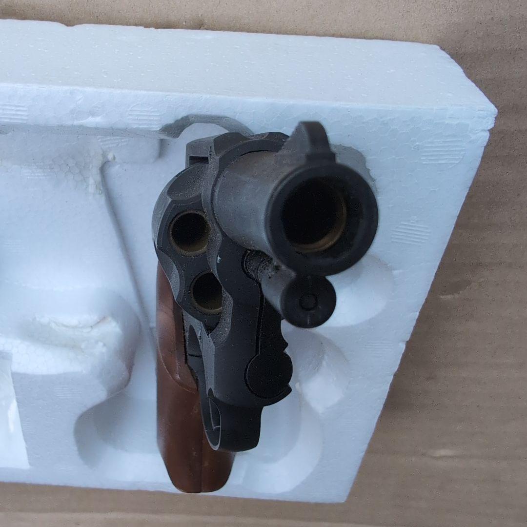 リボルバー トイガン BB弾付き