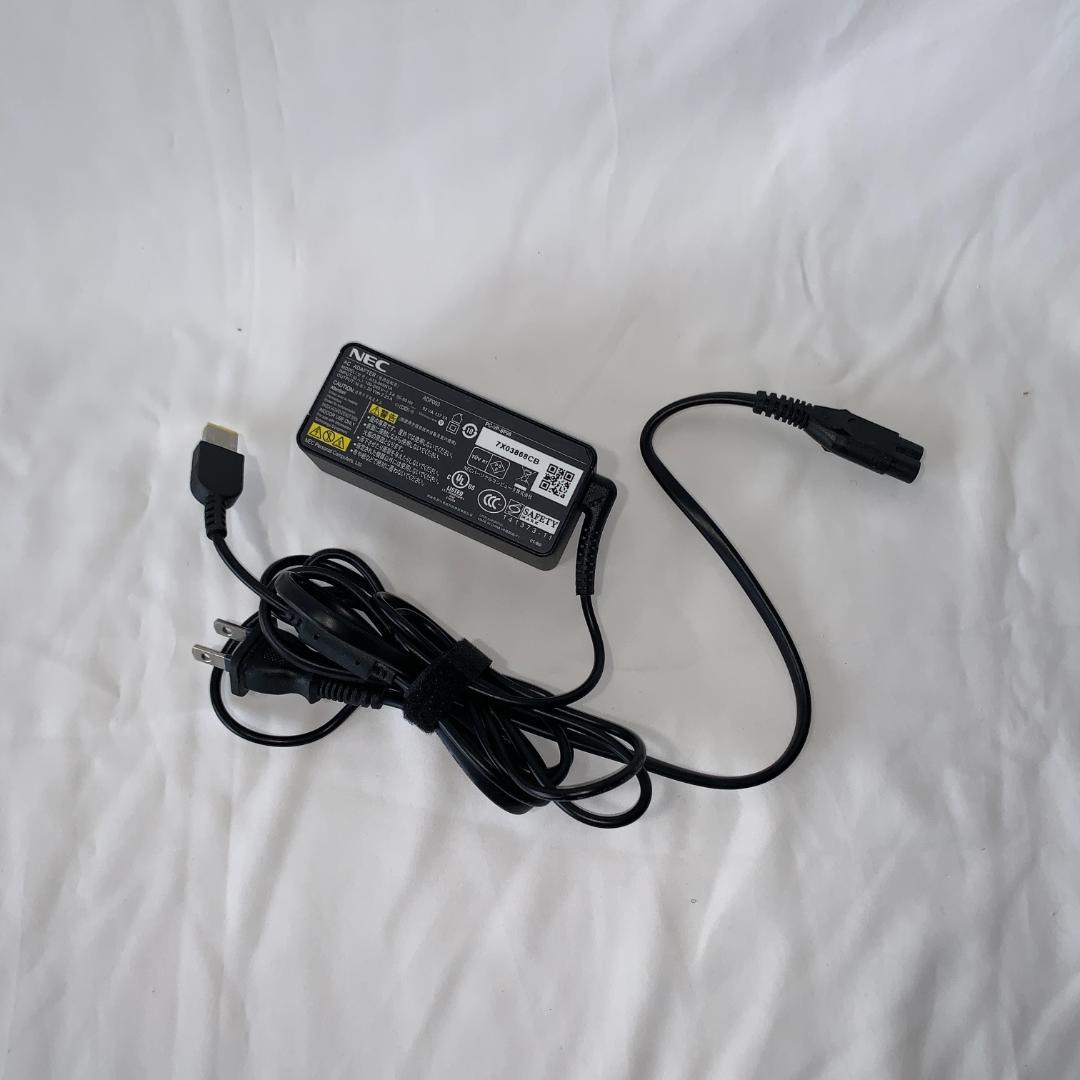 N04C【美品】NEC 13.3型/i5第8世代/8GB/512GB g