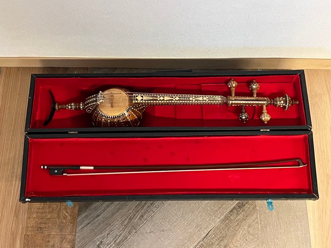 ギジェク ウイグル 寄木細工 民族楽器 木製4弦楽器 弓 ハードケース