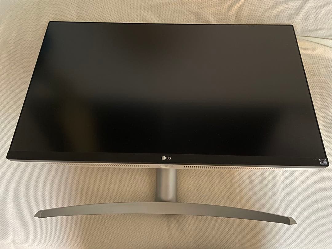 LG 27UP600-W 4Kモニター