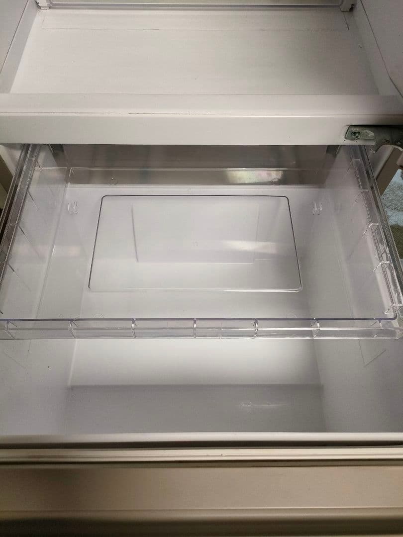 ●日立ノンフロン冷凍冷蔵庫R-27KV-1 　265L　2020年製