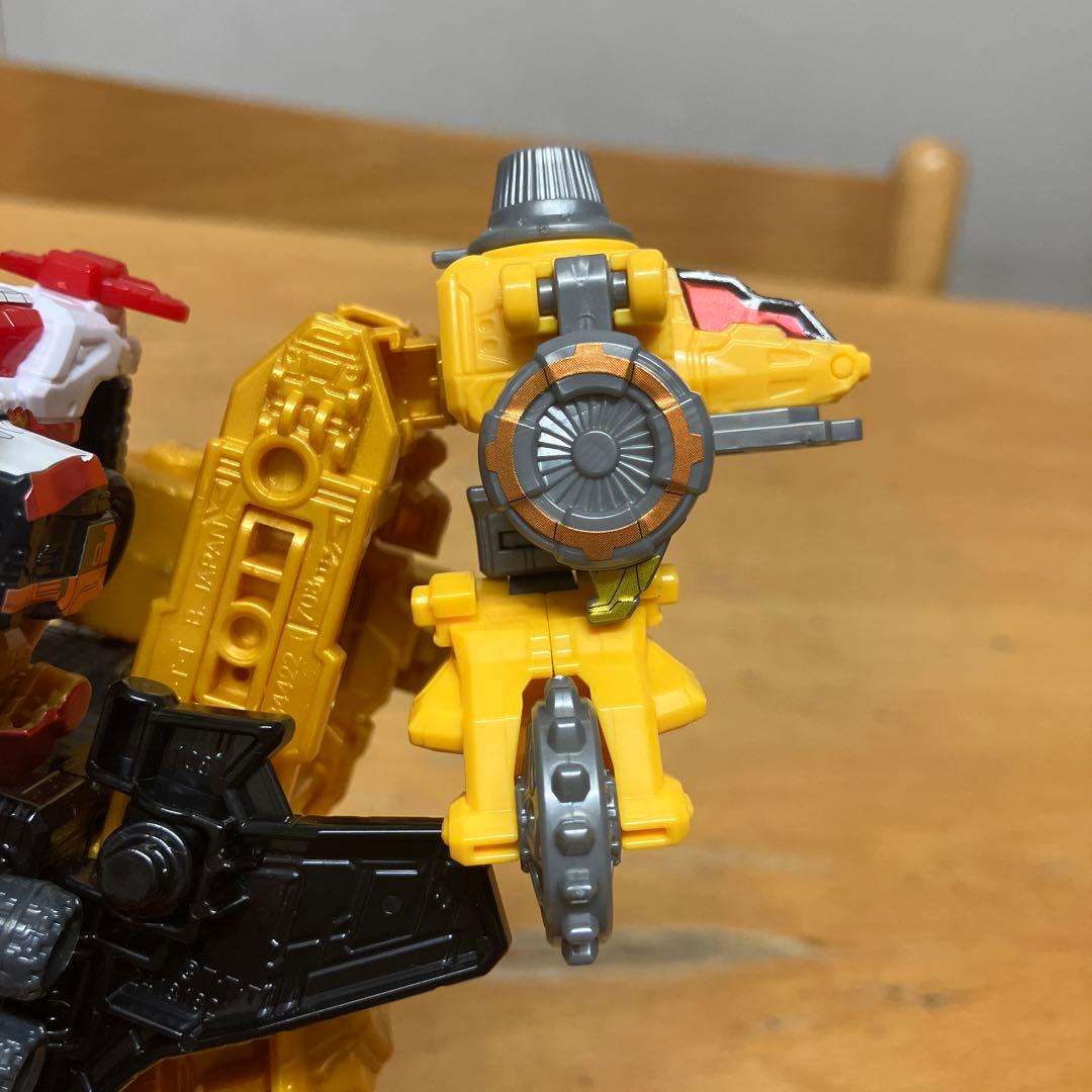 ミニプラ　ルパンレンジャー　パトレンジャー　グットクルカイザー　ロボ　ロボット