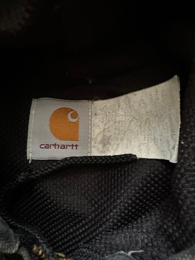 Carhartt アクティブジャケット 値下げします！！！
