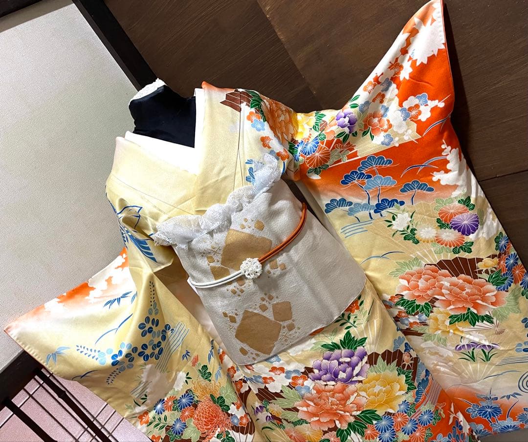 振袖 フルセット6点サイズM〜Ｌ 駒刺繍　扇面草花文　暈し染め　正絹