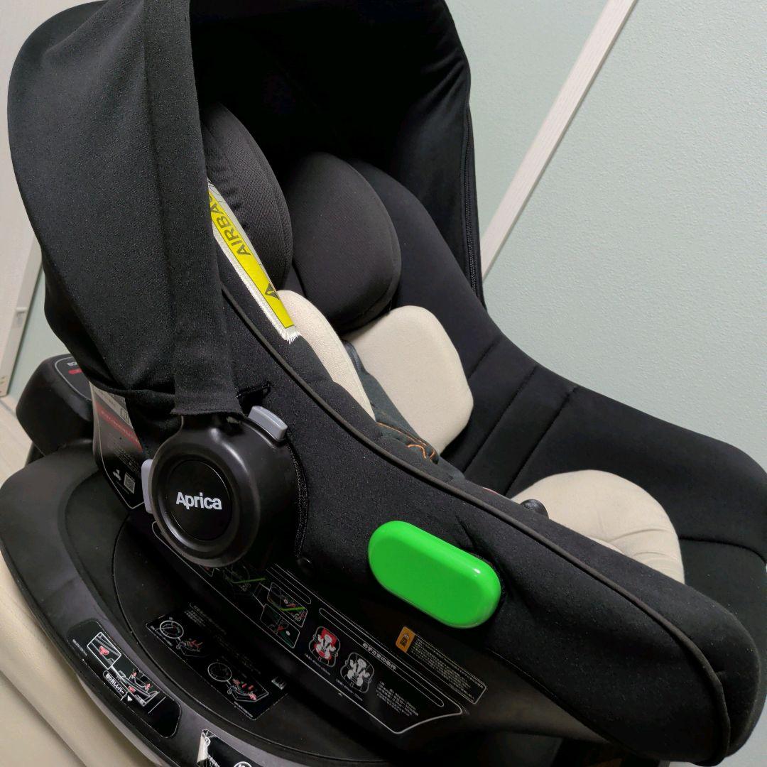 【美品】アップリカ　エアキャリー　トラベルシステムベースセット