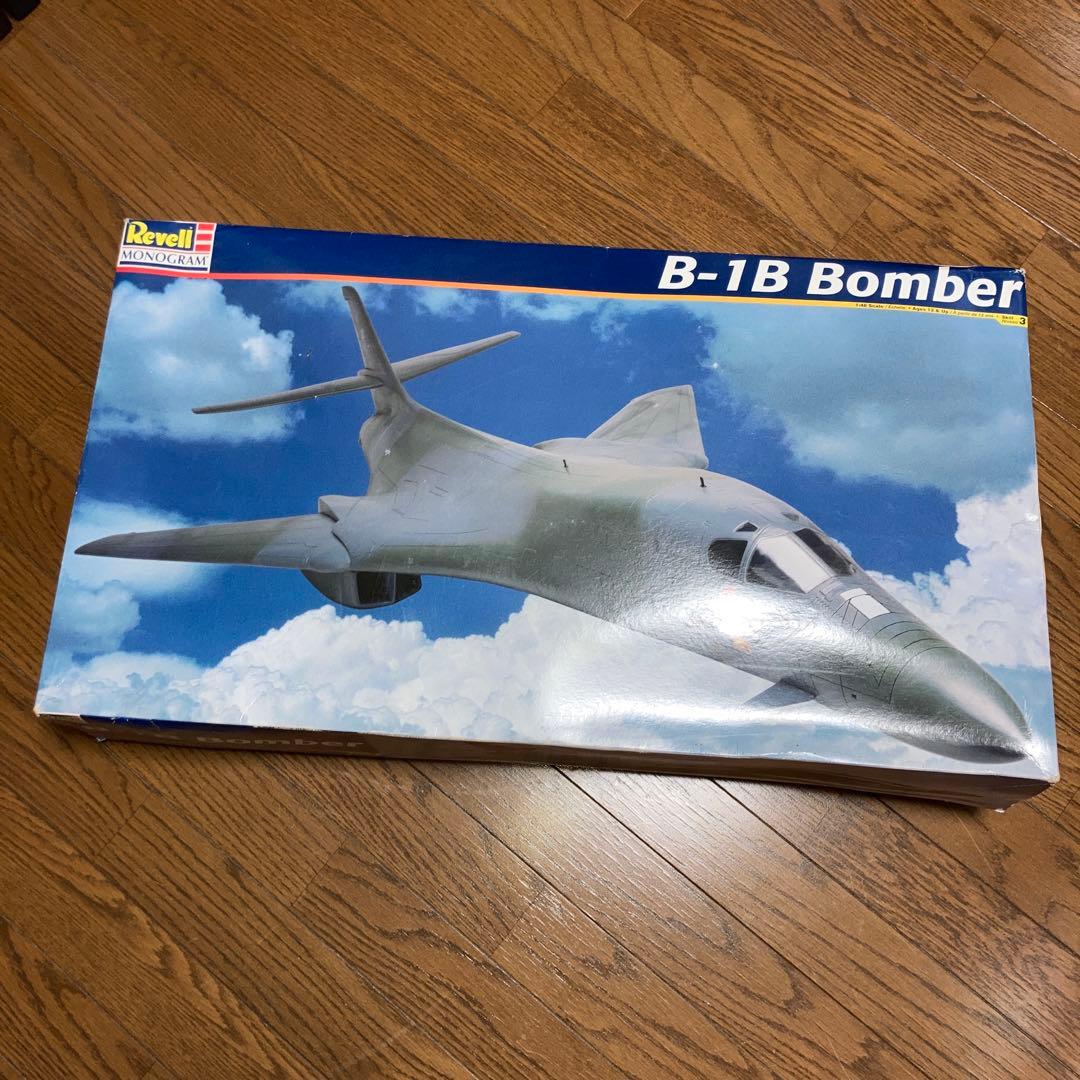 1/48 Revell B-1B Bomber レベルモノグラム