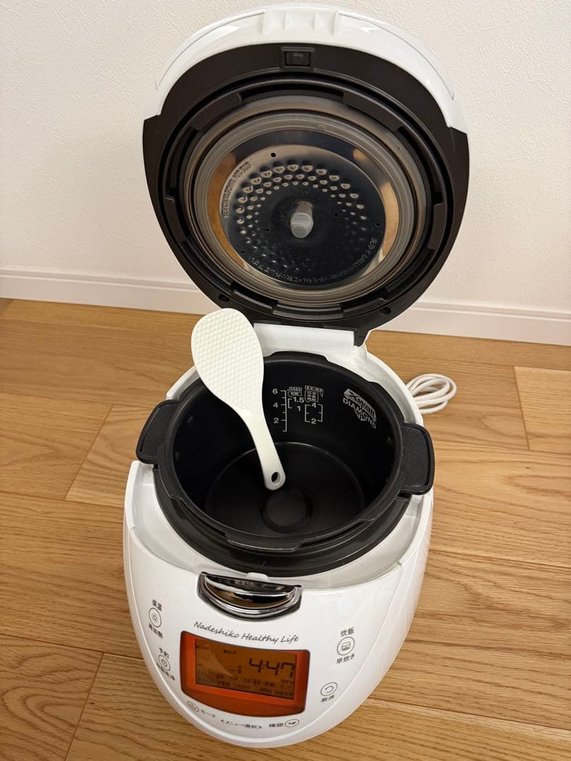 なでしこ健康生活 炊飯器 CRP-N0610F