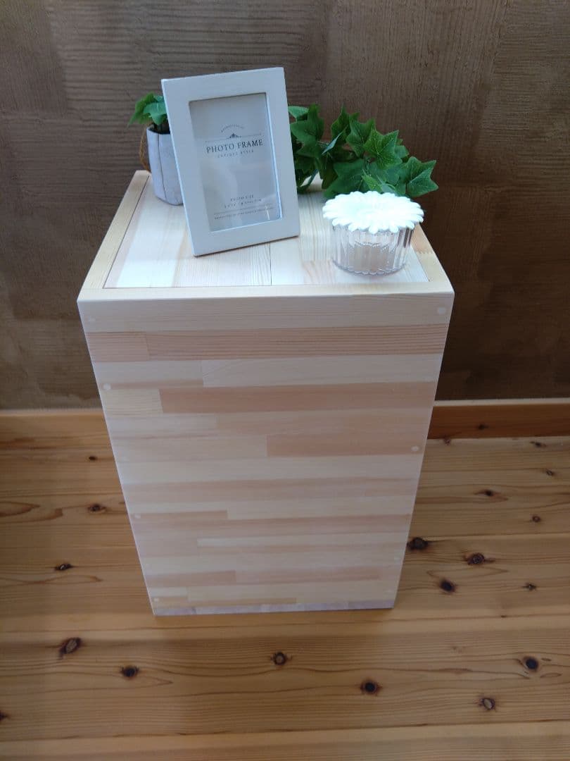 【送料無料】無垢材　オシャレ収納付き飾り棚　サイドテーブル　キッチン収納ラック